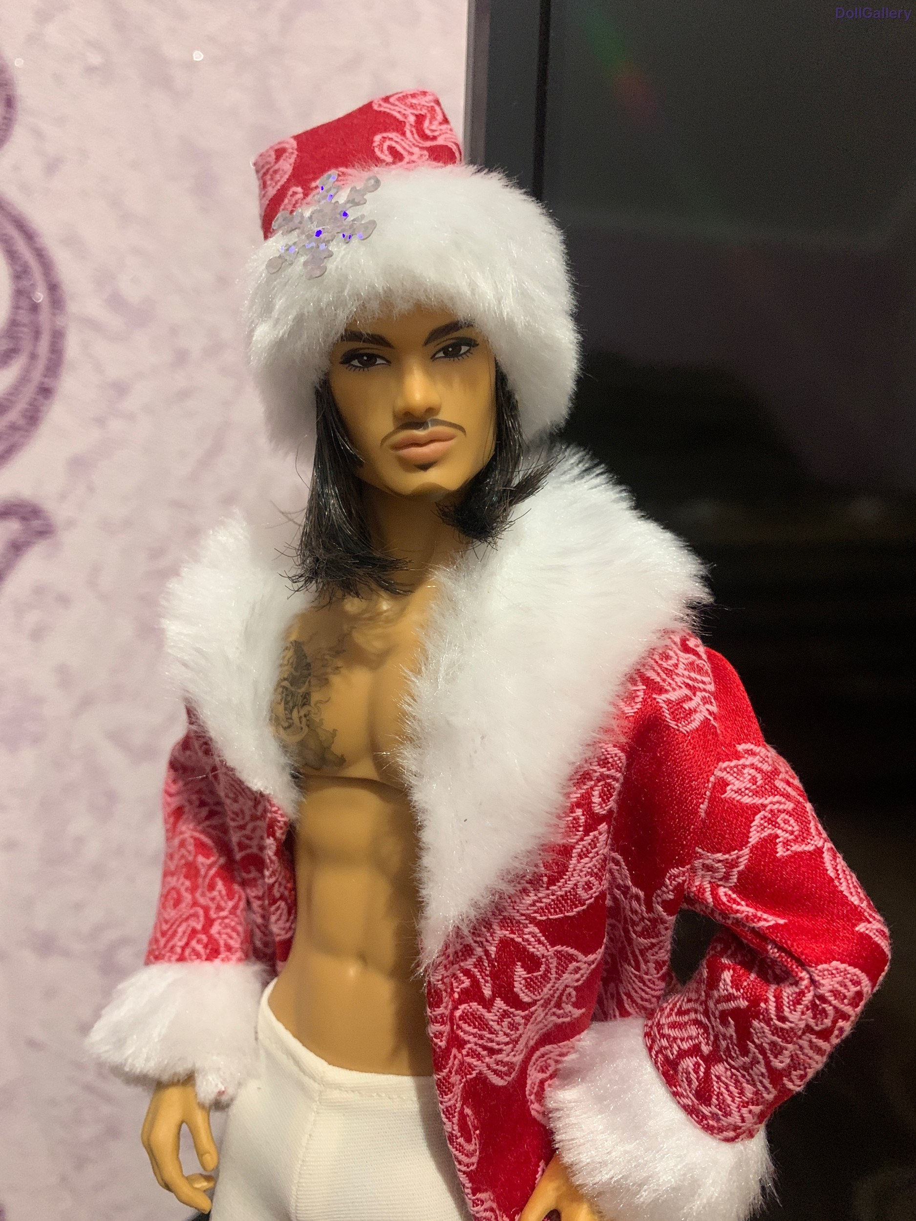 Кукла Integrity Toys, Integrity Tenzin в роли Деда Мороза🎄