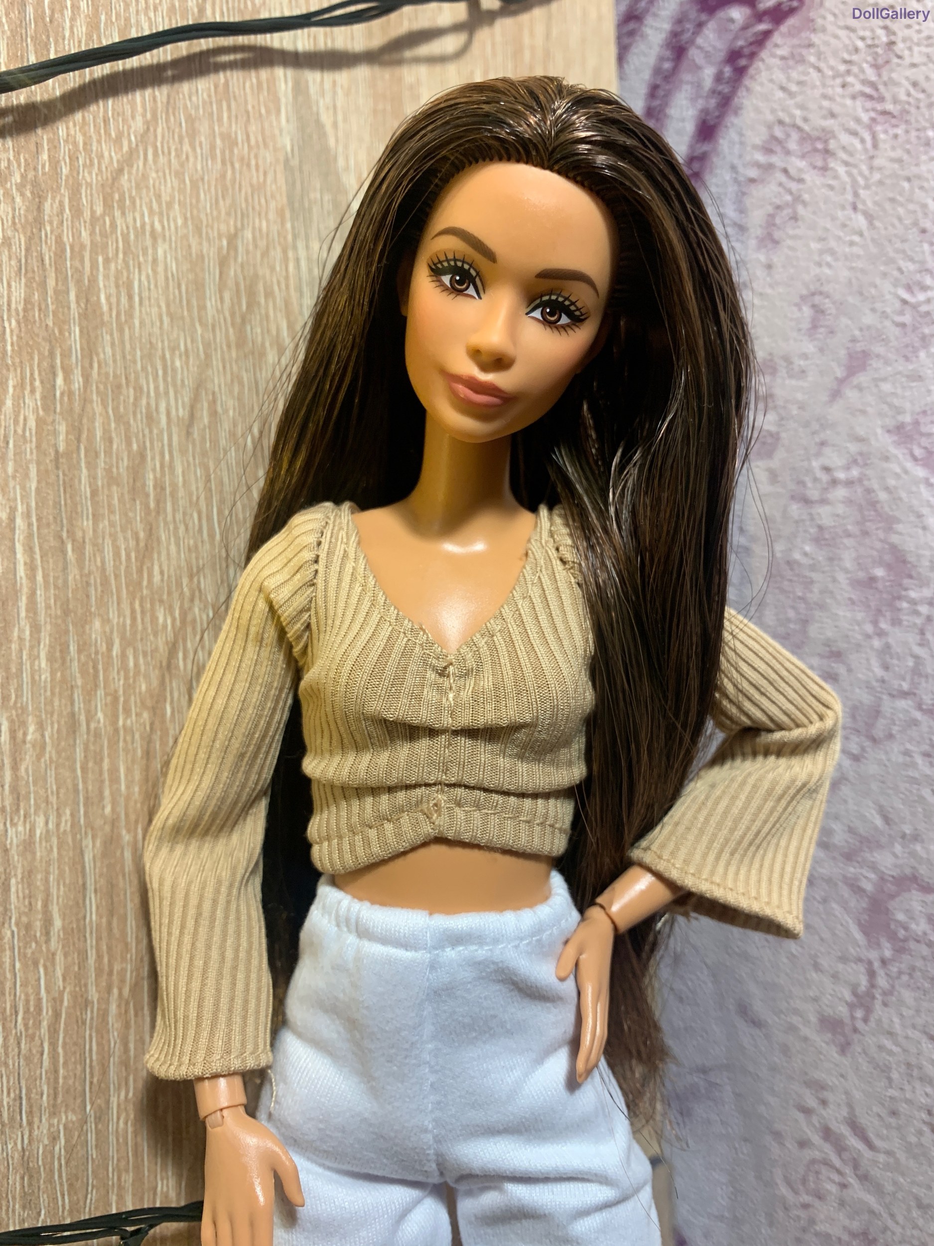 Кукла Modern, Barbie Basics 05 на теле боксерши