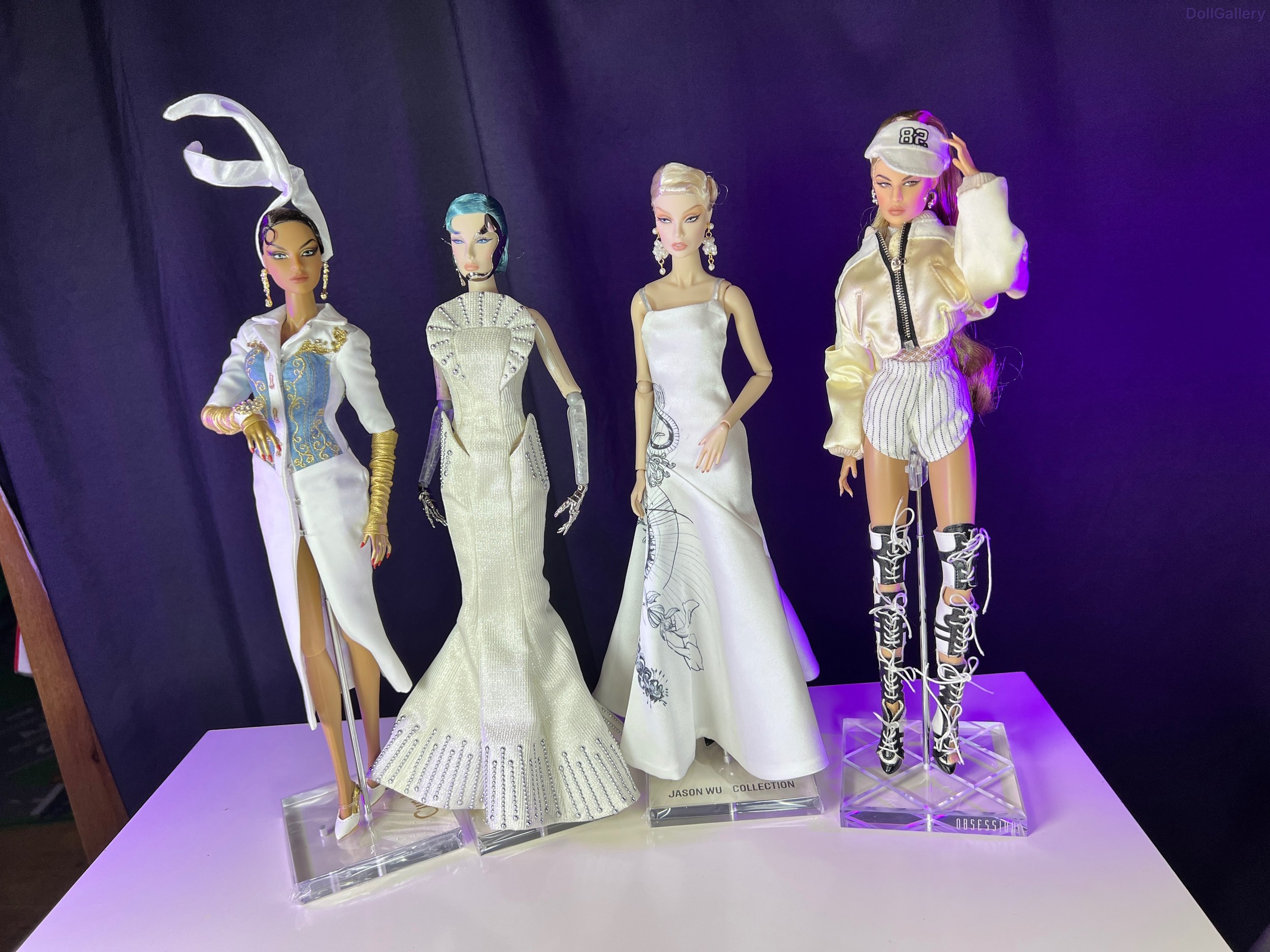 Кукла Integrity Toys, Куколки со стрима