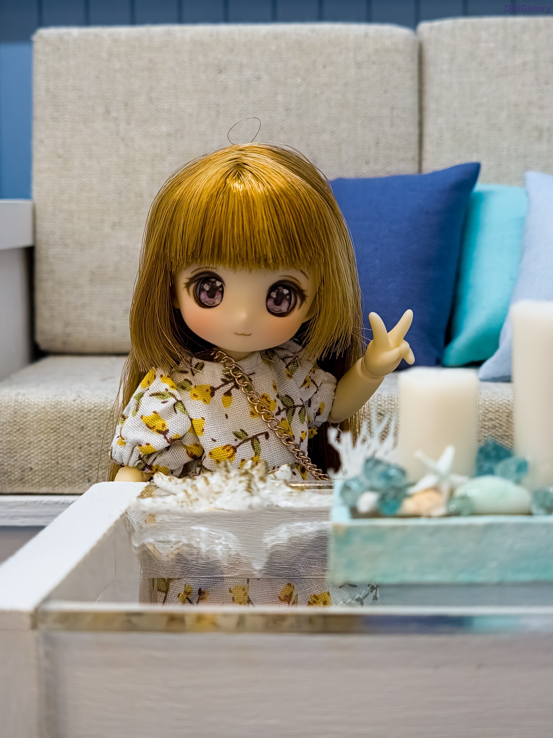 Кукла Asian, Azone International На долстоке