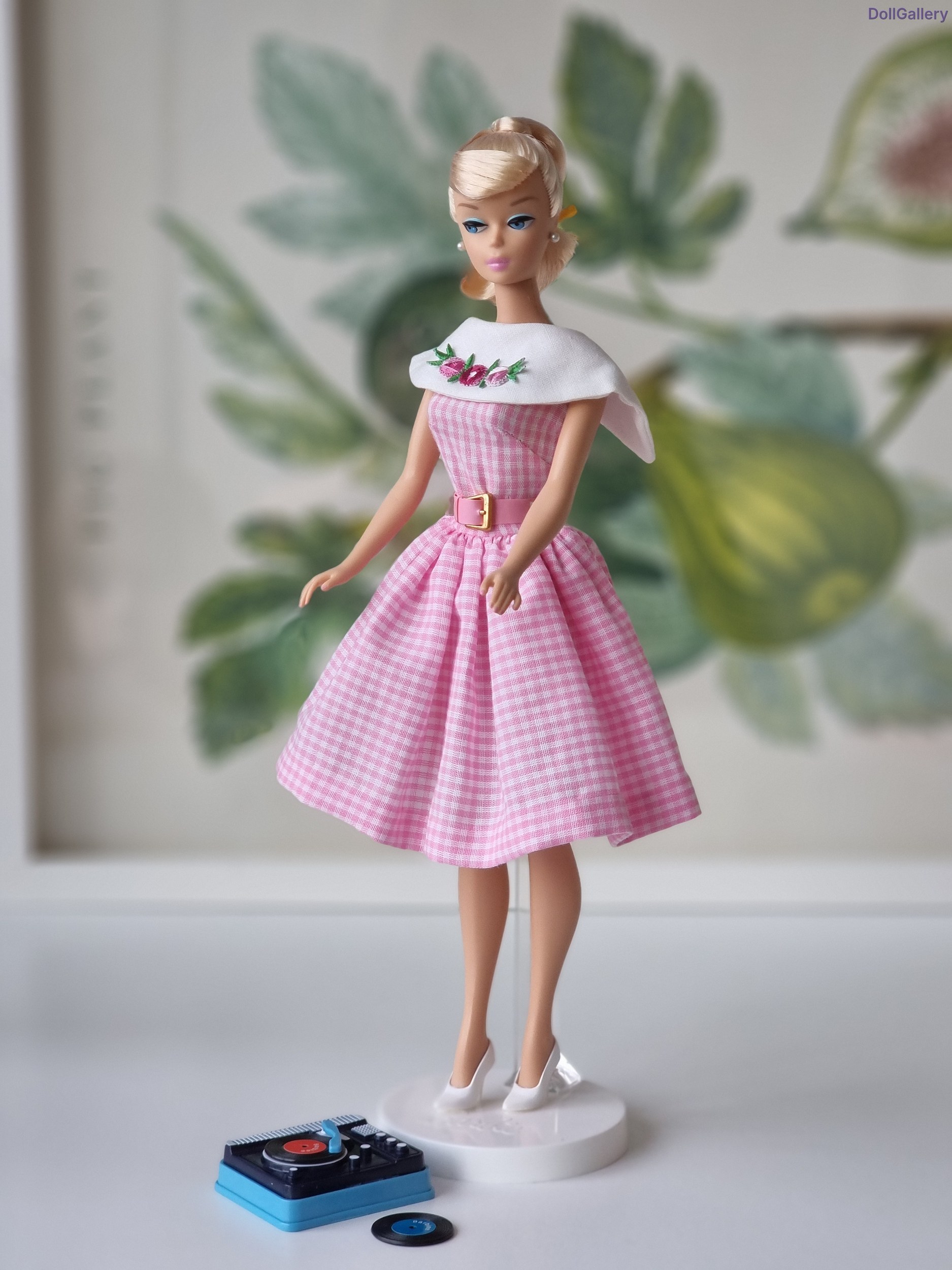 Кукла Vintage, Barbie Swirl Ponytail, 2009