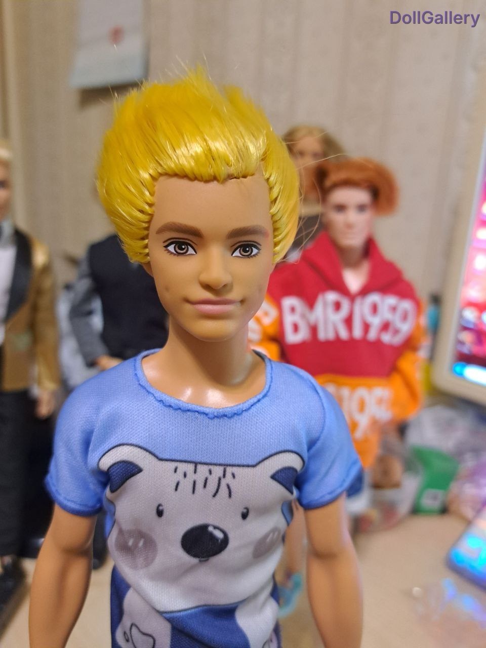 Кукла Barbie, Прошитый кен